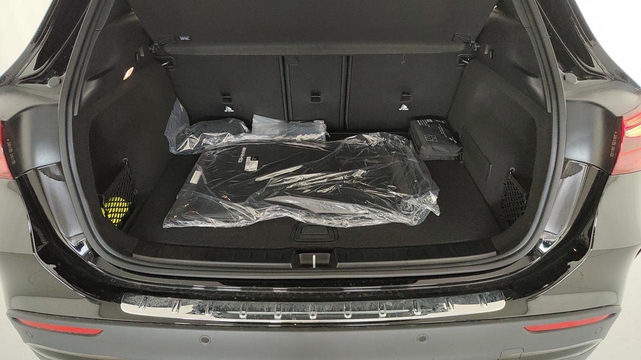 Mercedes-Benz GLA 180 d Automatic