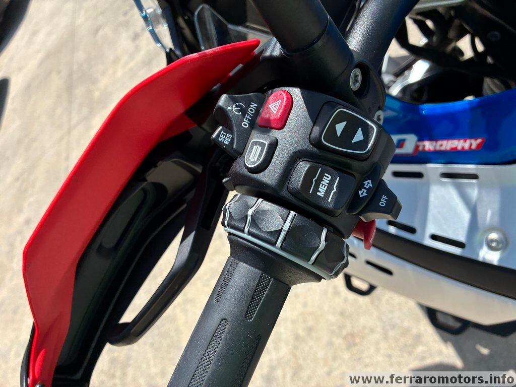 Bmw R 1300 GS adventure trophy a 239 euro al mese