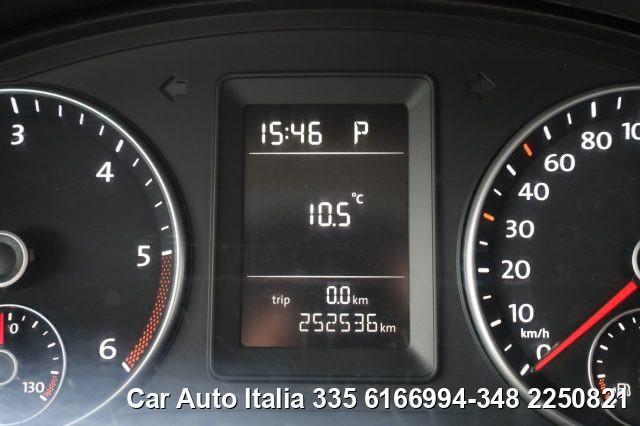 VOLKSWAGEN Caddy 1.6 TDI DSG Autocarro 5Posti Eu5