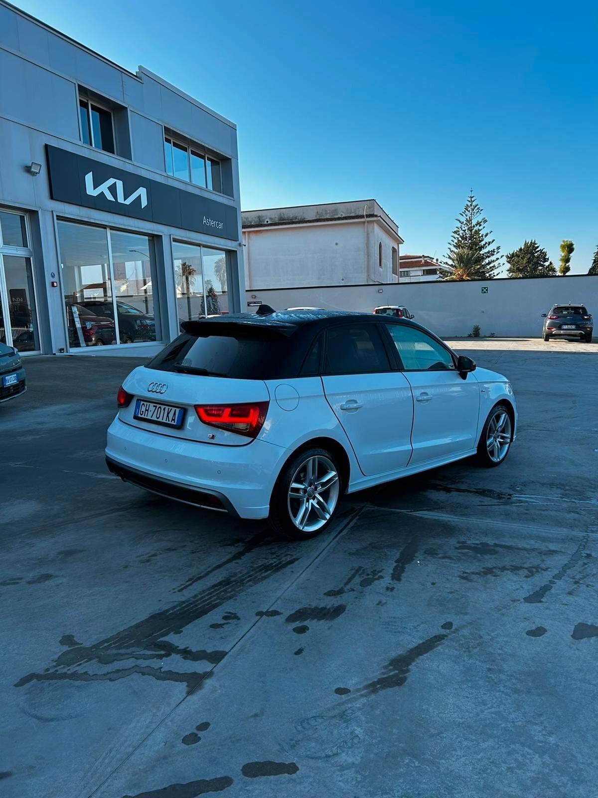 Audi A1 SPB 1.6 TDI 105 CV Attraction