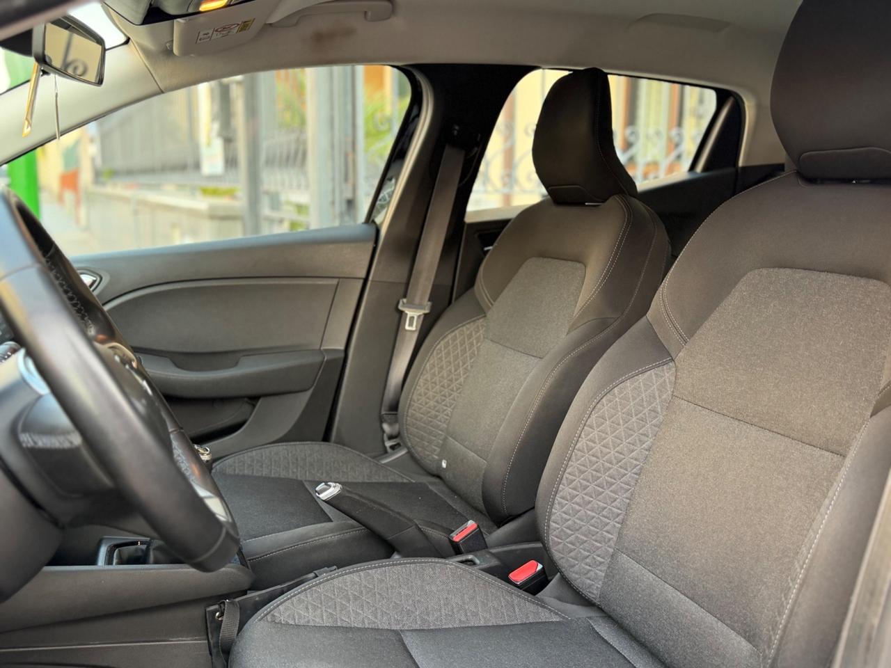 Renault Clio TCe 100 CV GPL 5 porte Intens