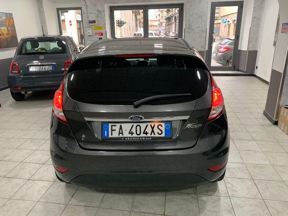 Ford Fiesta 1.5 TDCi 75CV 5 porte Titanium