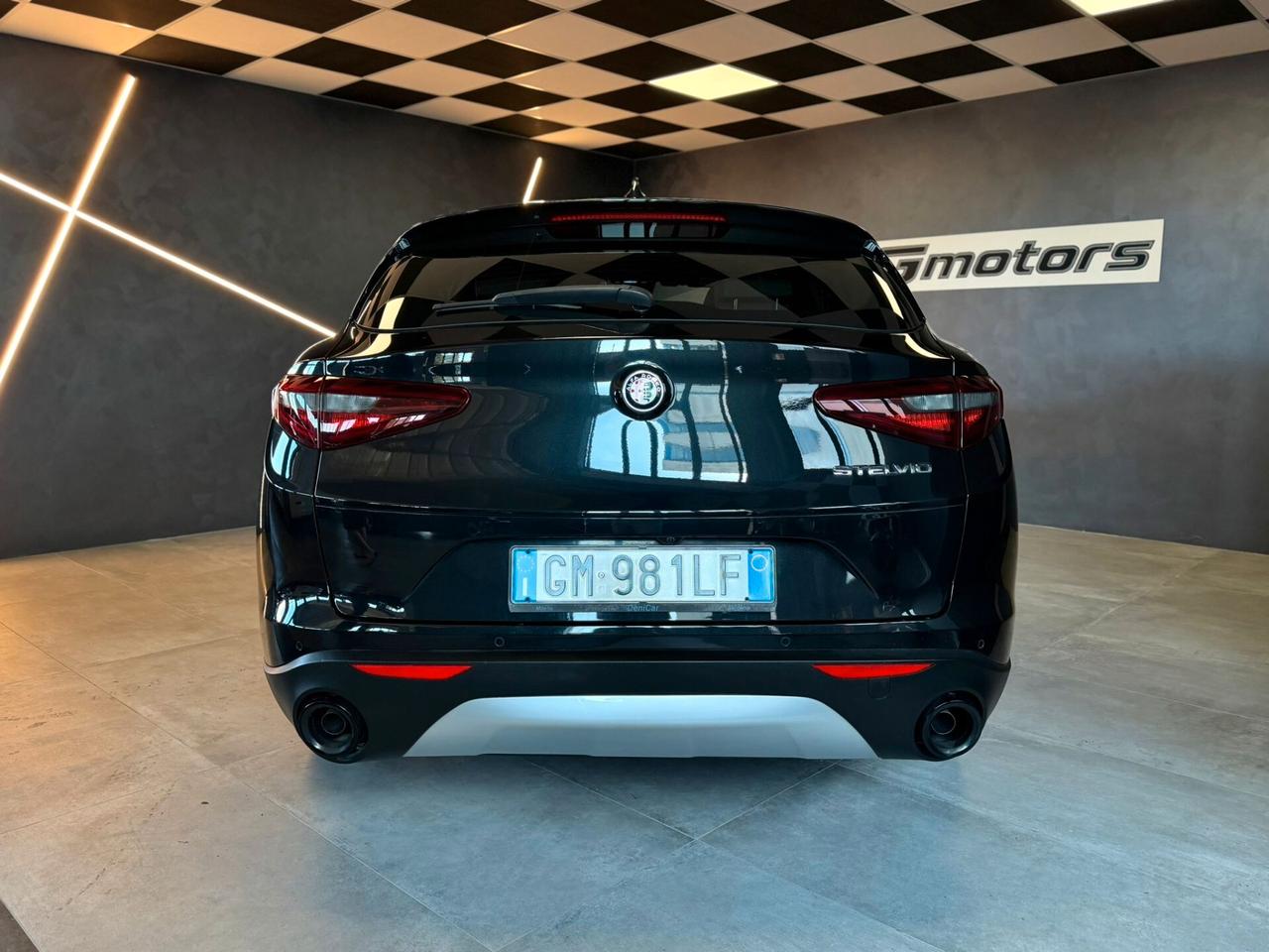 Alfa Romeo Stelvio 2.2 Turbodiesel 160 CV AT8 RWD Business