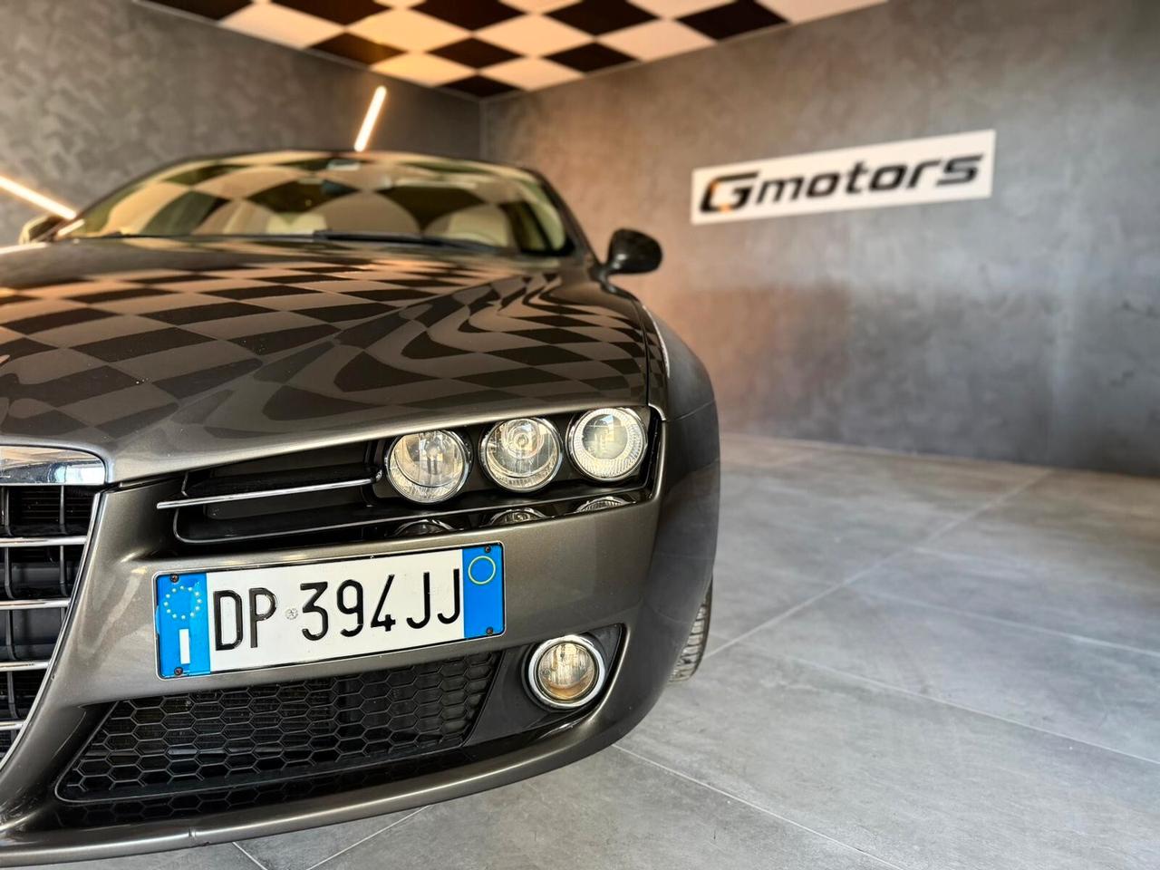 Alfa Romeo 159 1.9 JTDm 16V Sportwagon Distinctive