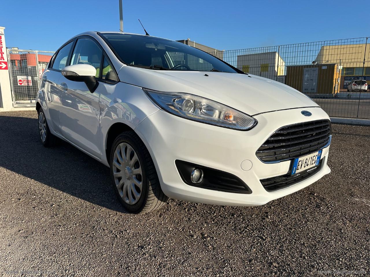 FORD Fiesta 1.5 TDCi 75 CV 5p. Titanium
