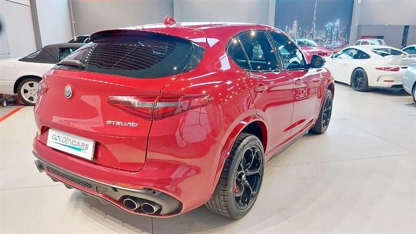 Alfa Romeo Stelvio 2.9 Bi-Turbo V6 510 CV AT8 Quadrifoglio