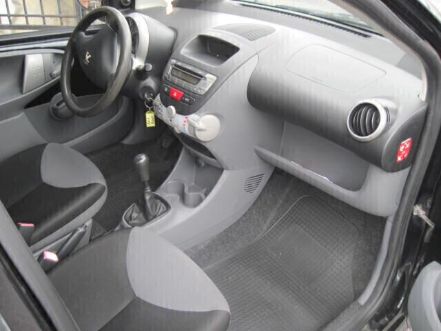 Peugeot 107 1.0 NEOPATENTATI 5 porte
