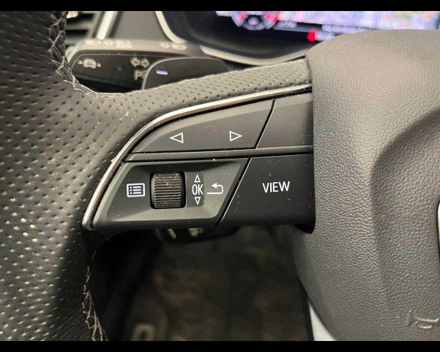 AUDI Q5 40 TDI 204 CV quattro S tronic Identity Black