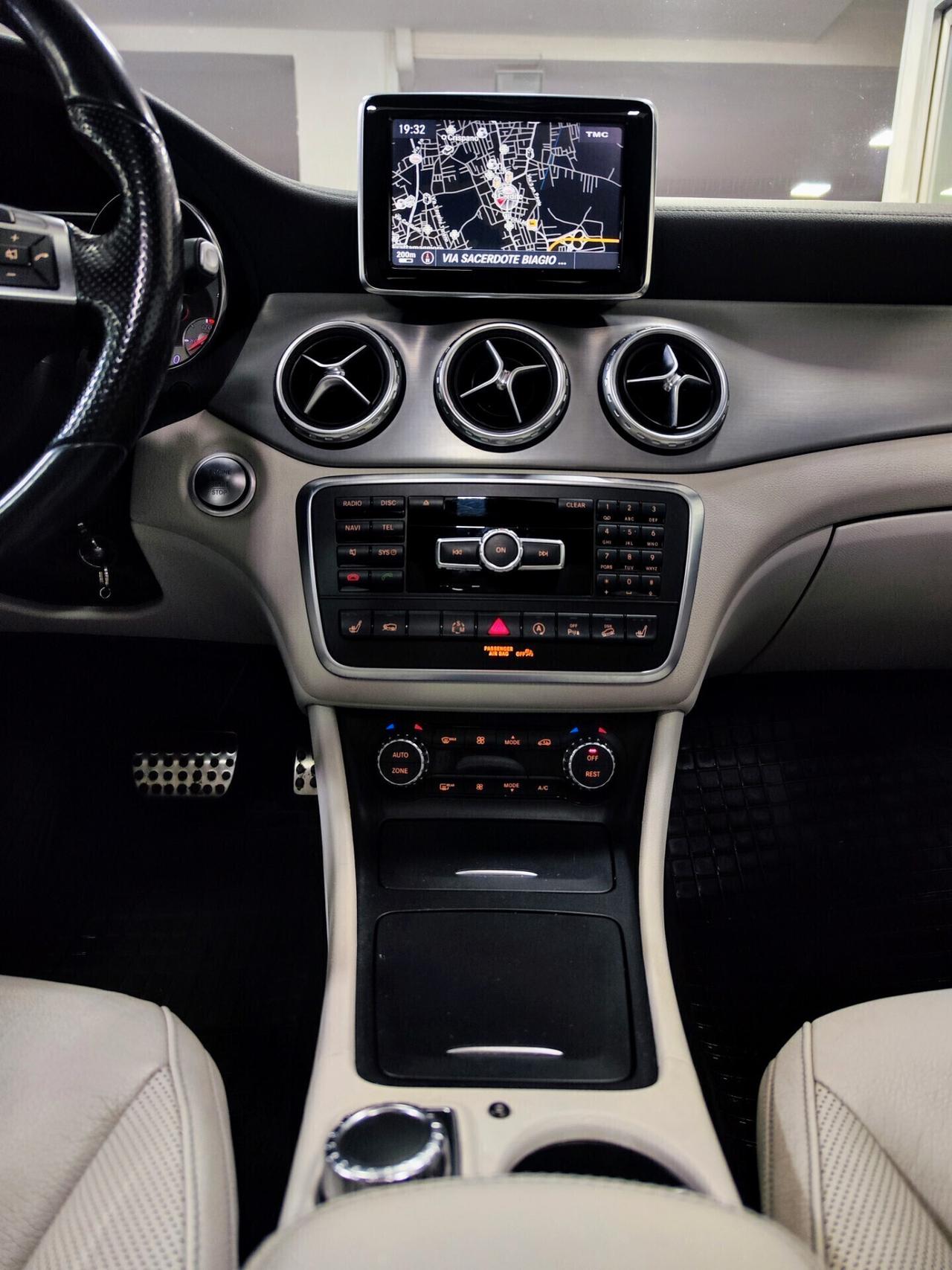 Mercedes-benz GLA 220 CDI Automatic 4Matic Premium Tetto