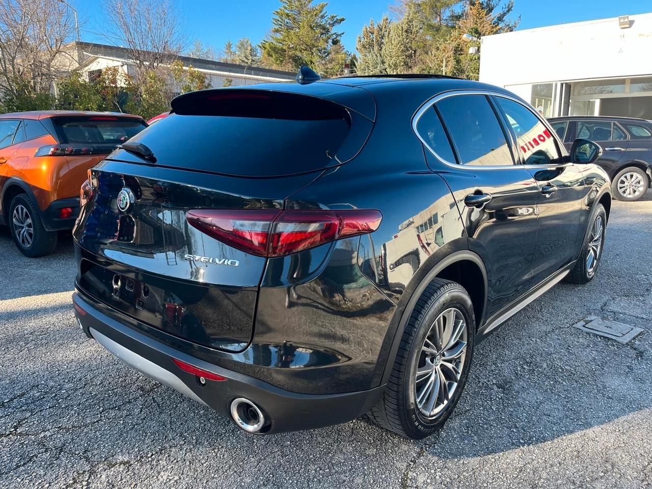 Alfa Romeo Stelvio 2.2 Turbodiesel 210 CV AT8 Q4 Executive TETTO