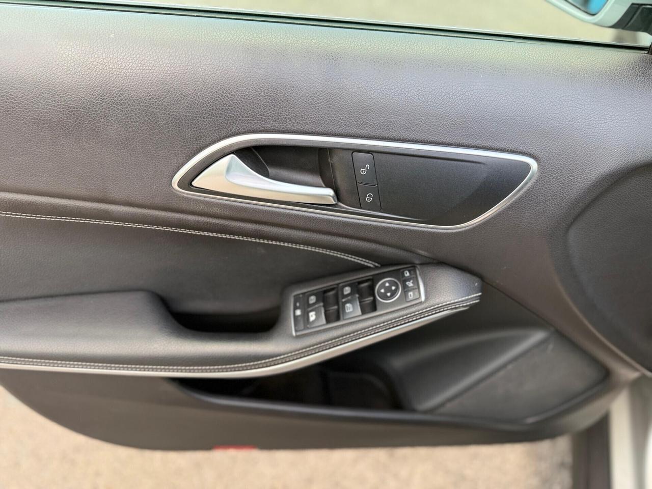 Mercedes-benz GLA 200 CDI Automatic 4Matic Sport