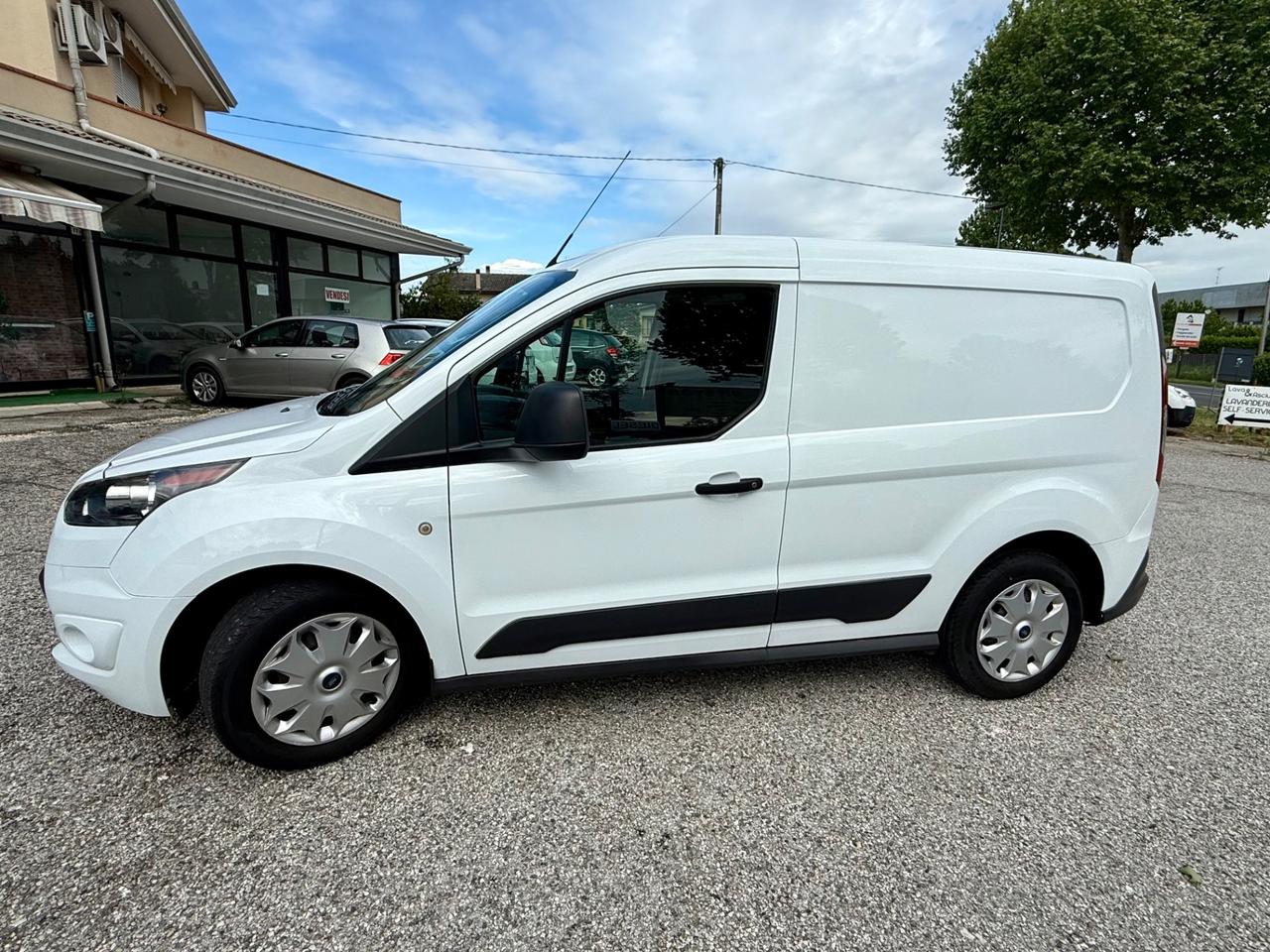 Ford Transit Connect 1.5 TDCi Ok NEOPATENTATI