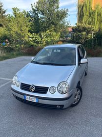 Volkswagen Polo 1.4/75CV 16V 3p. Sportline