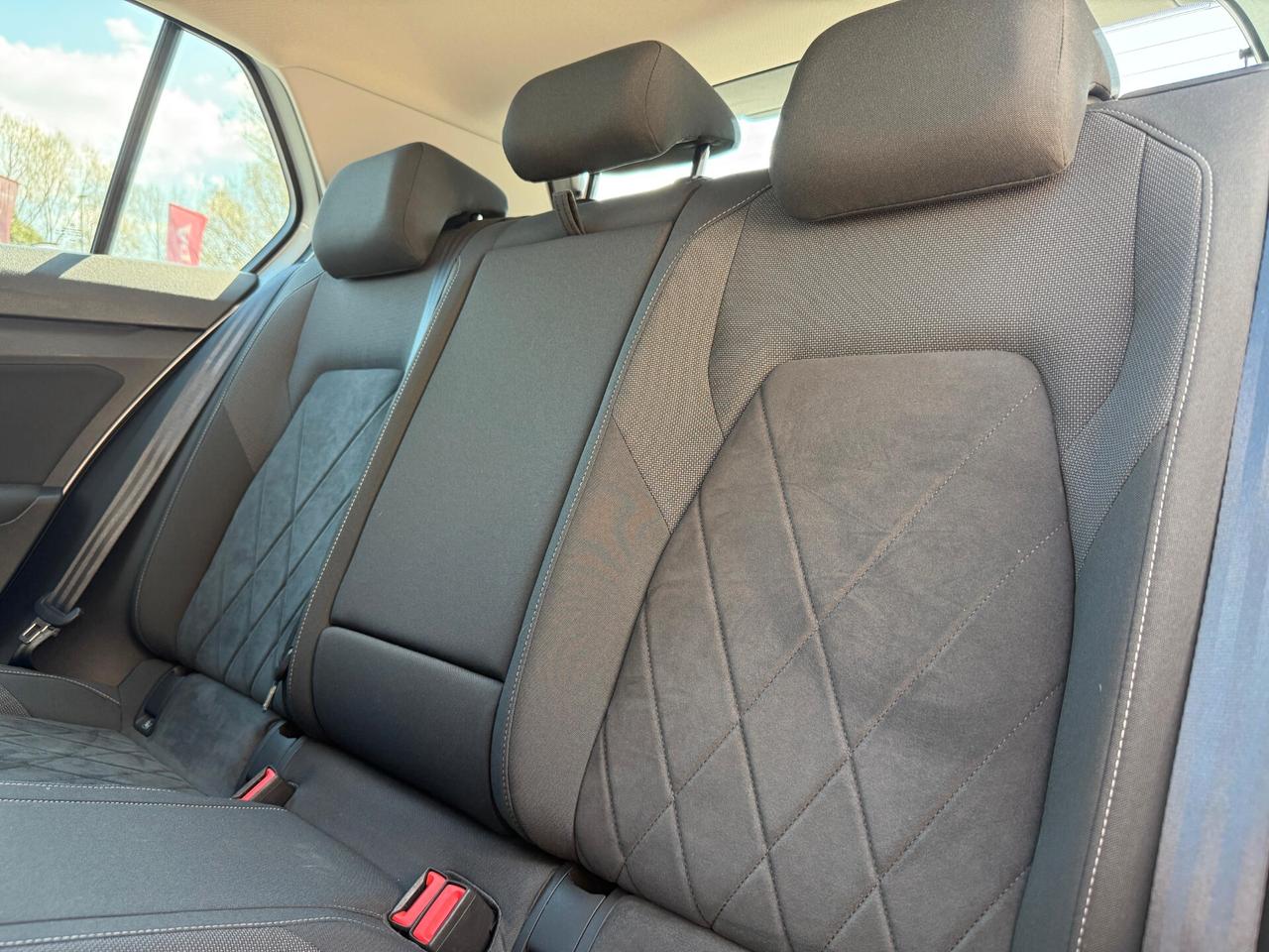 Volkswagen Golf 2.0 TDI 150 CV DSG SCR Life