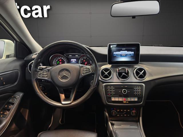 MERCEDES-BENZ GLA 180 Sport