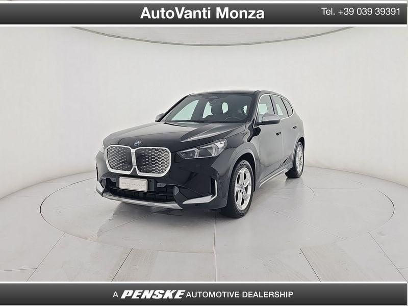 BMW iX1 eDrive 20 X-Line