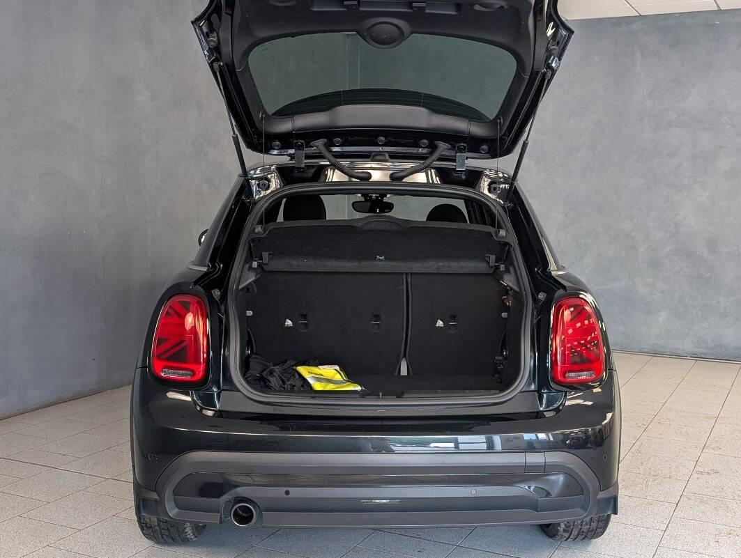 Mini Mini 5 Porte 1.5 Cooper Yours auto