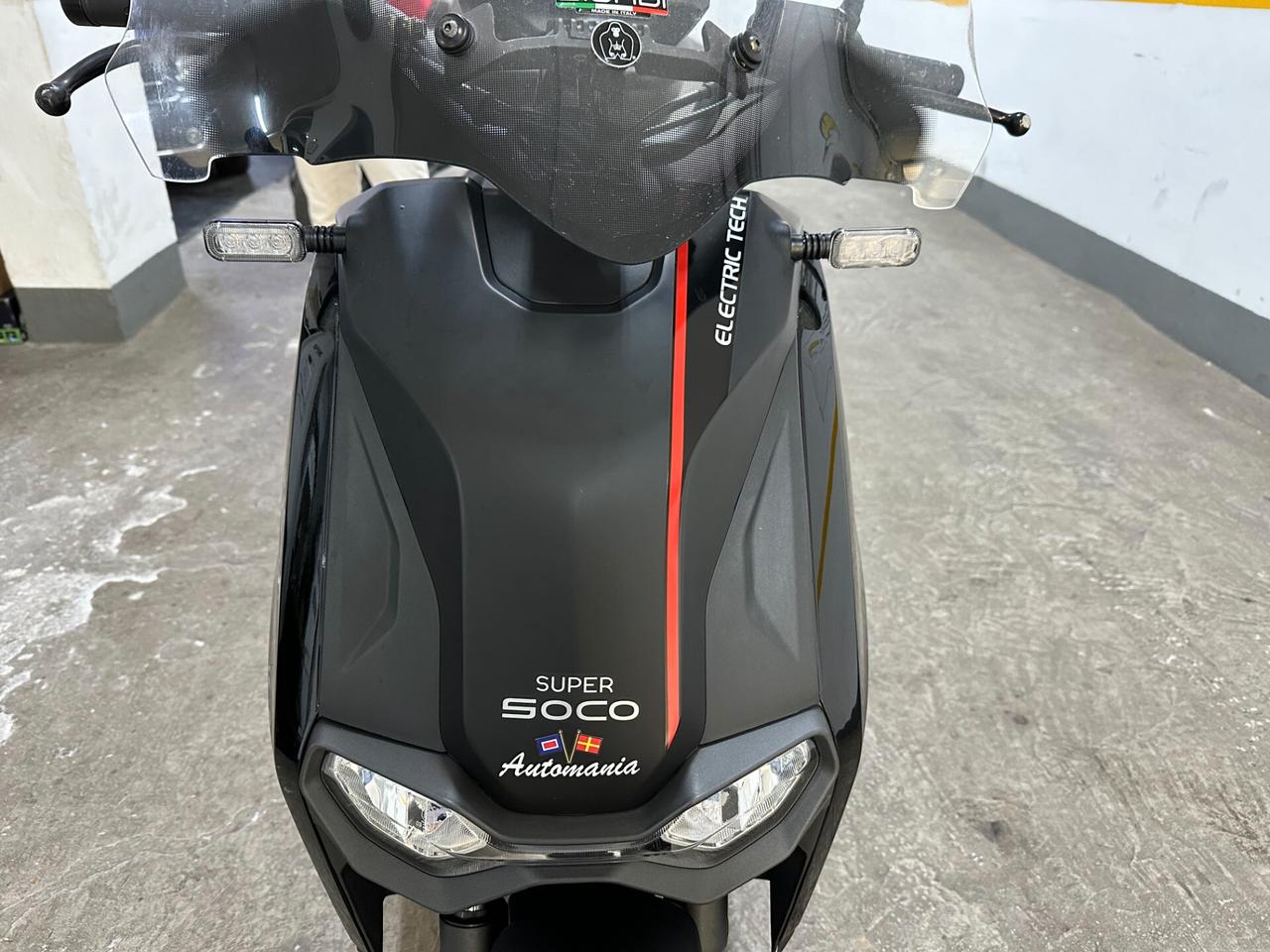 Super Soco CPX Electric Tech