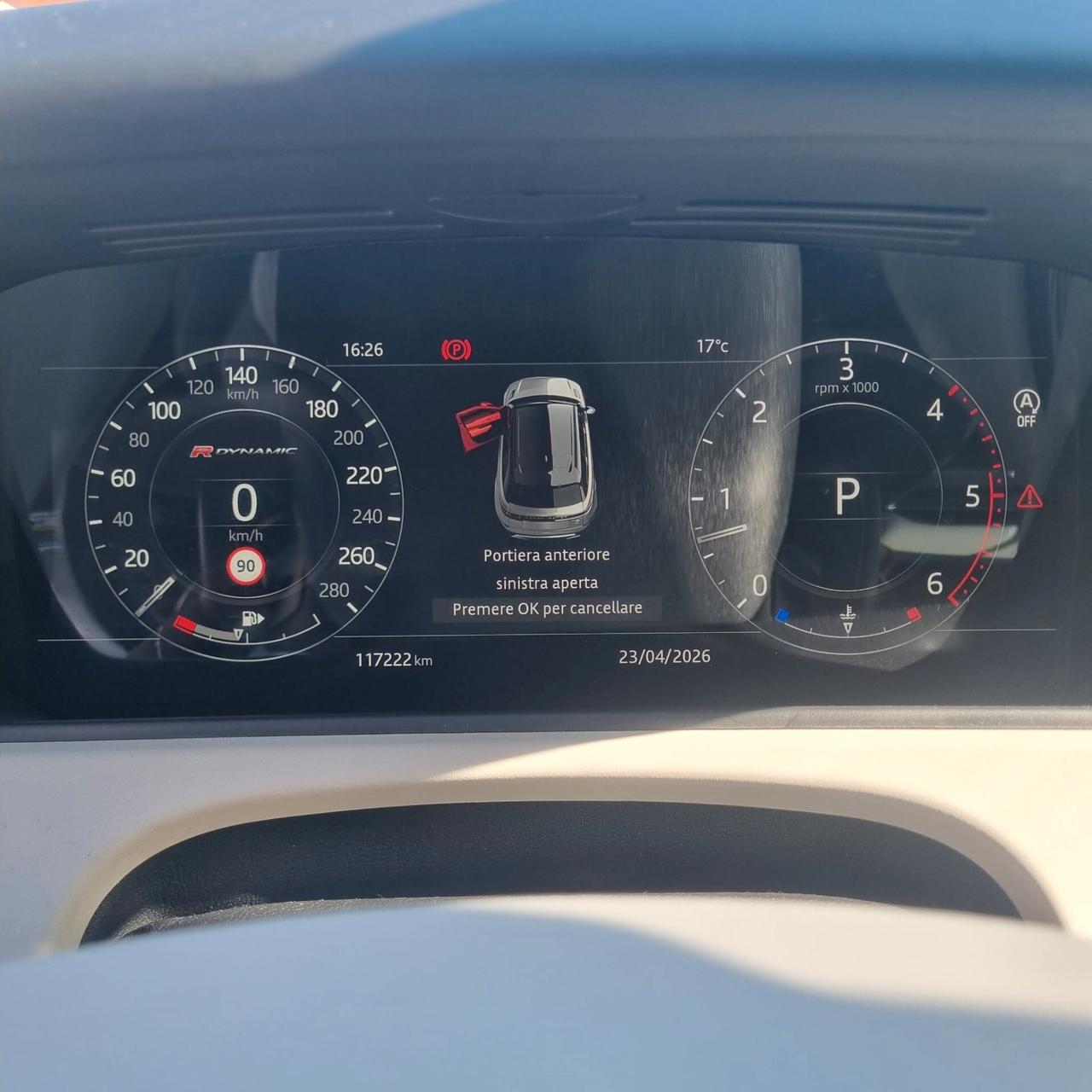 Land Rover Range Velar 3.0D V6 300 CV R-Dynamic