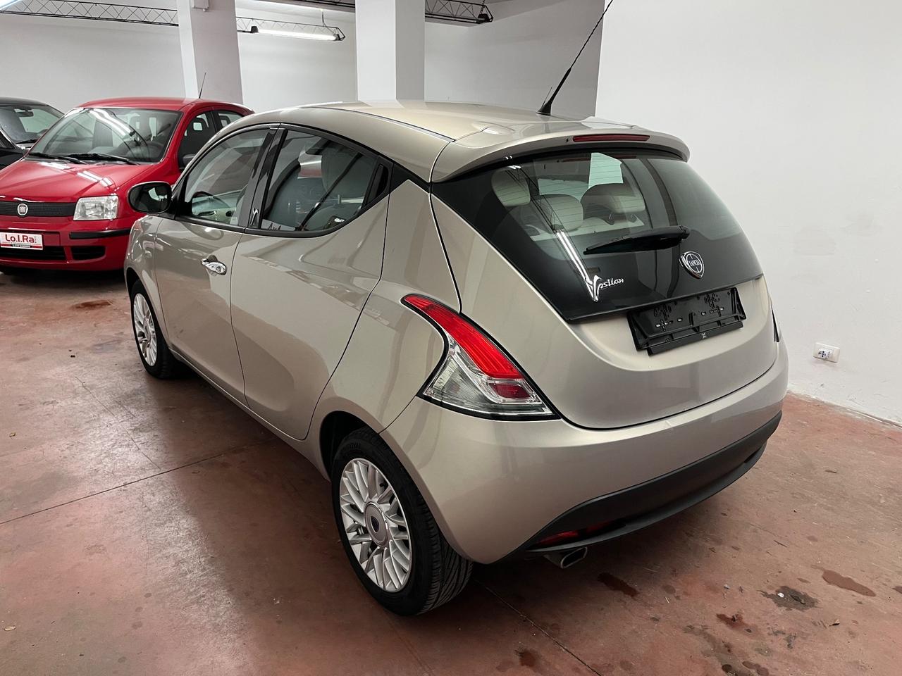Lancia Ypsilon 1.2 - 2014