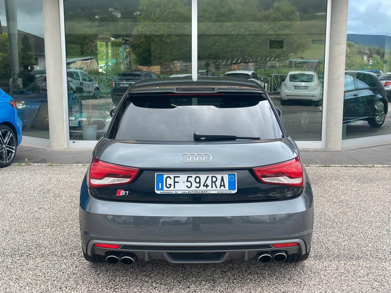 Audi A1 S1 2.0 TFSI quattro "KM 77.000"