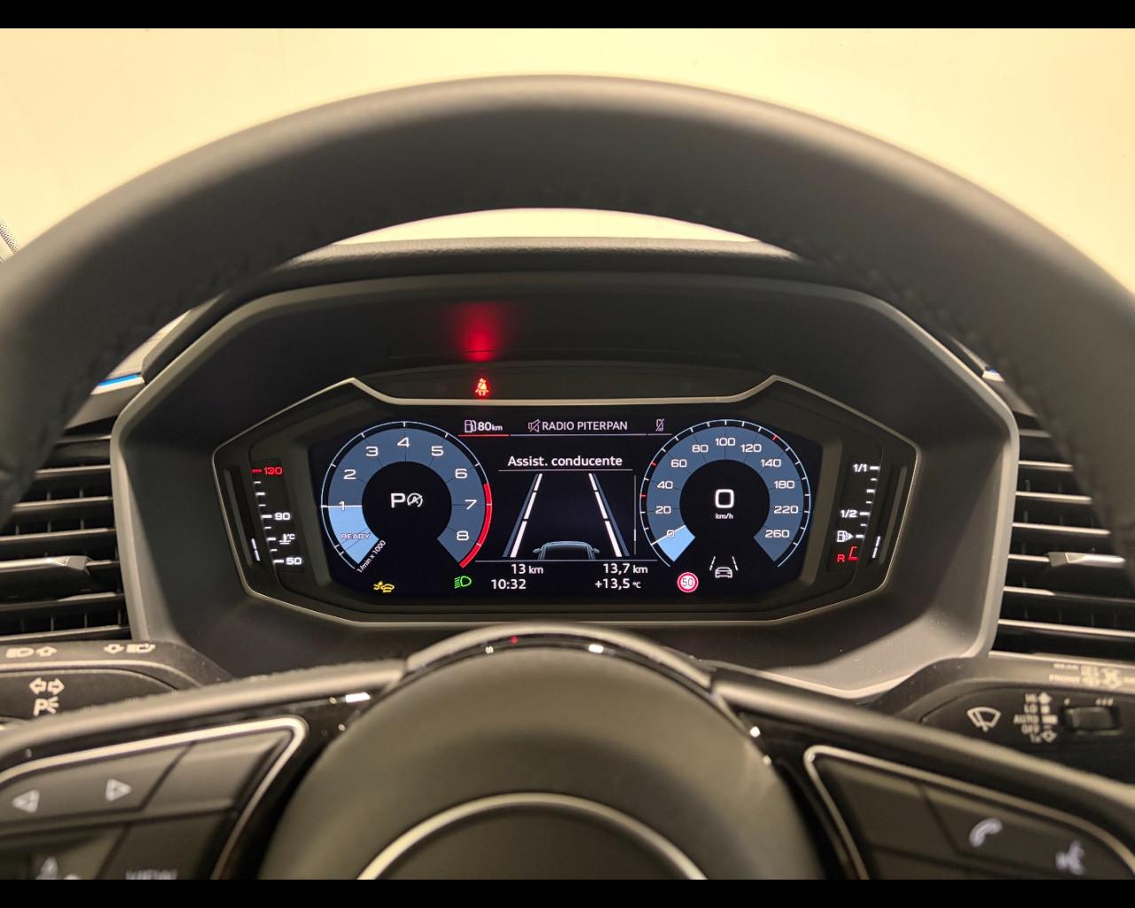 AUDI A1 SPORTBACK 30 TFSI S-TRONIC S LINE EDITION