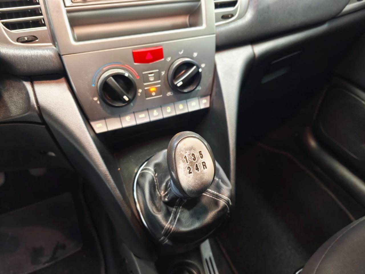 Lancia Ypsilon 1.2 Oro