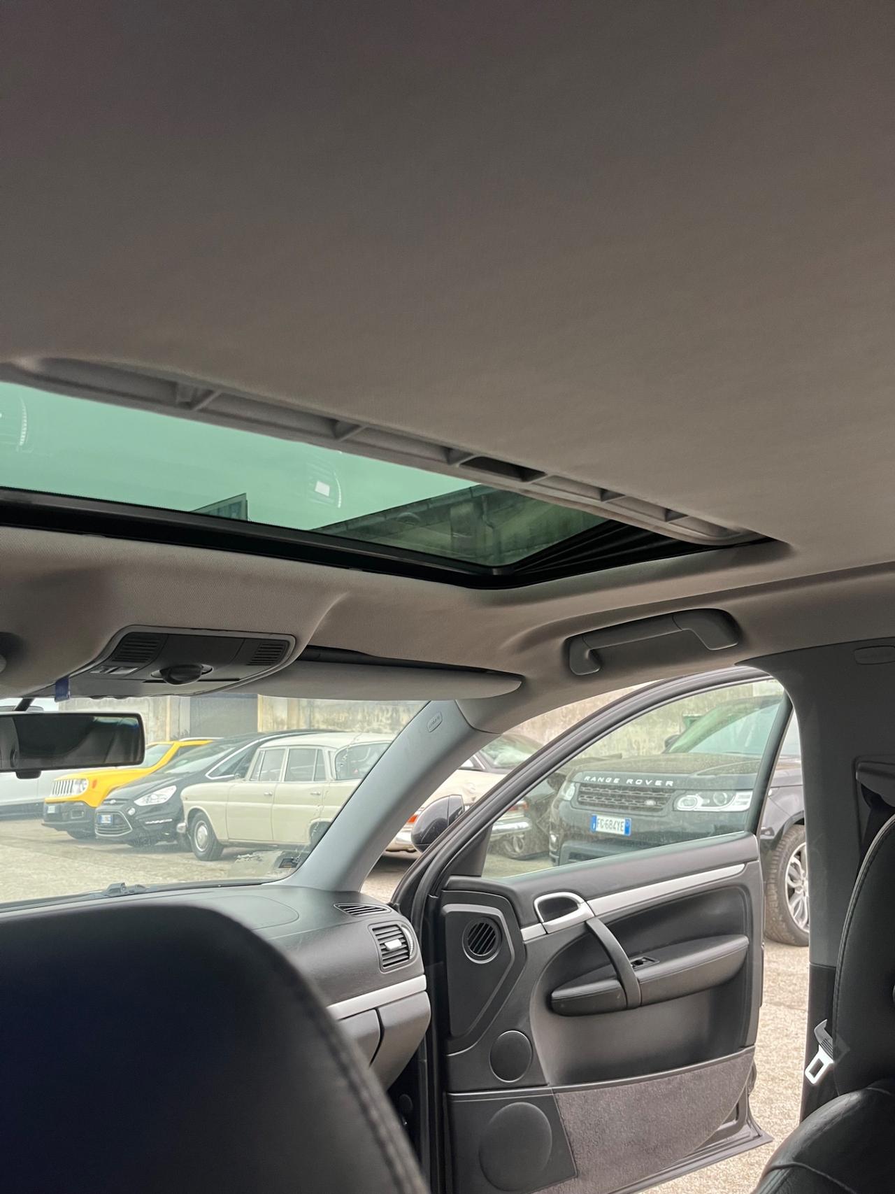 Porsche Cayenne 4.5 cat S