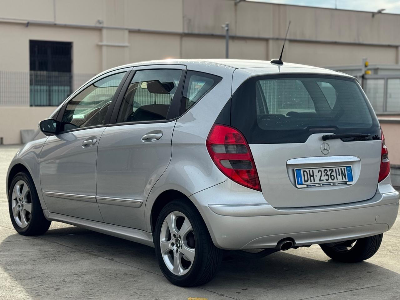 MERCEDES CLASSE A 150 BENZINA GARANZIA 12 MESI