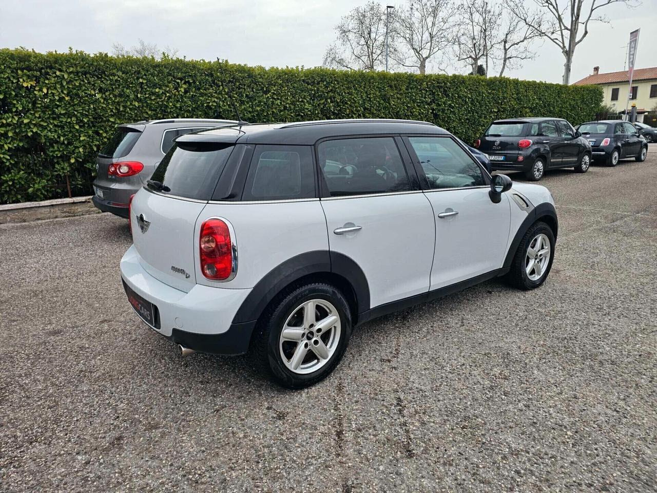 Mini Cooper D Countryman Mini 1.6 Cooper D Countryman Neopatentati