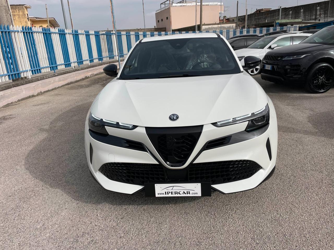 Alfa Romeo Altro JUNIOR 1.2 IBRIDA SPECIALE EDCT6