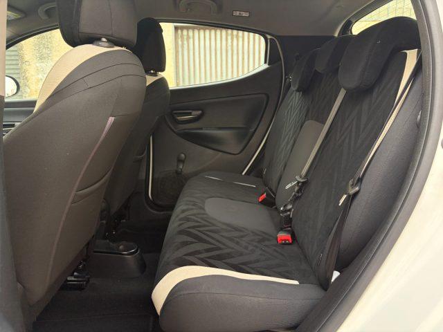 LANCIA Ypsilon 1.2 69 CV 5P. Gold