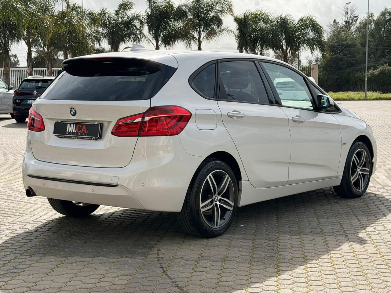 Bmw 218 218d Active Tourer Sport