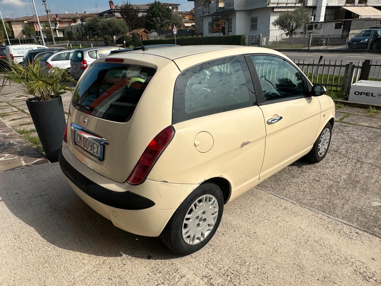 Lancia Ypsilon 1.2 GPL NEOPATENTATI