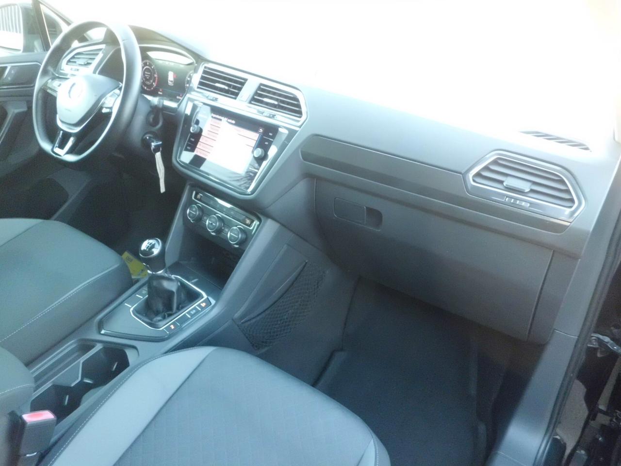 Volkswagen Tiguan 1.6 TDI R-LINE -FULL