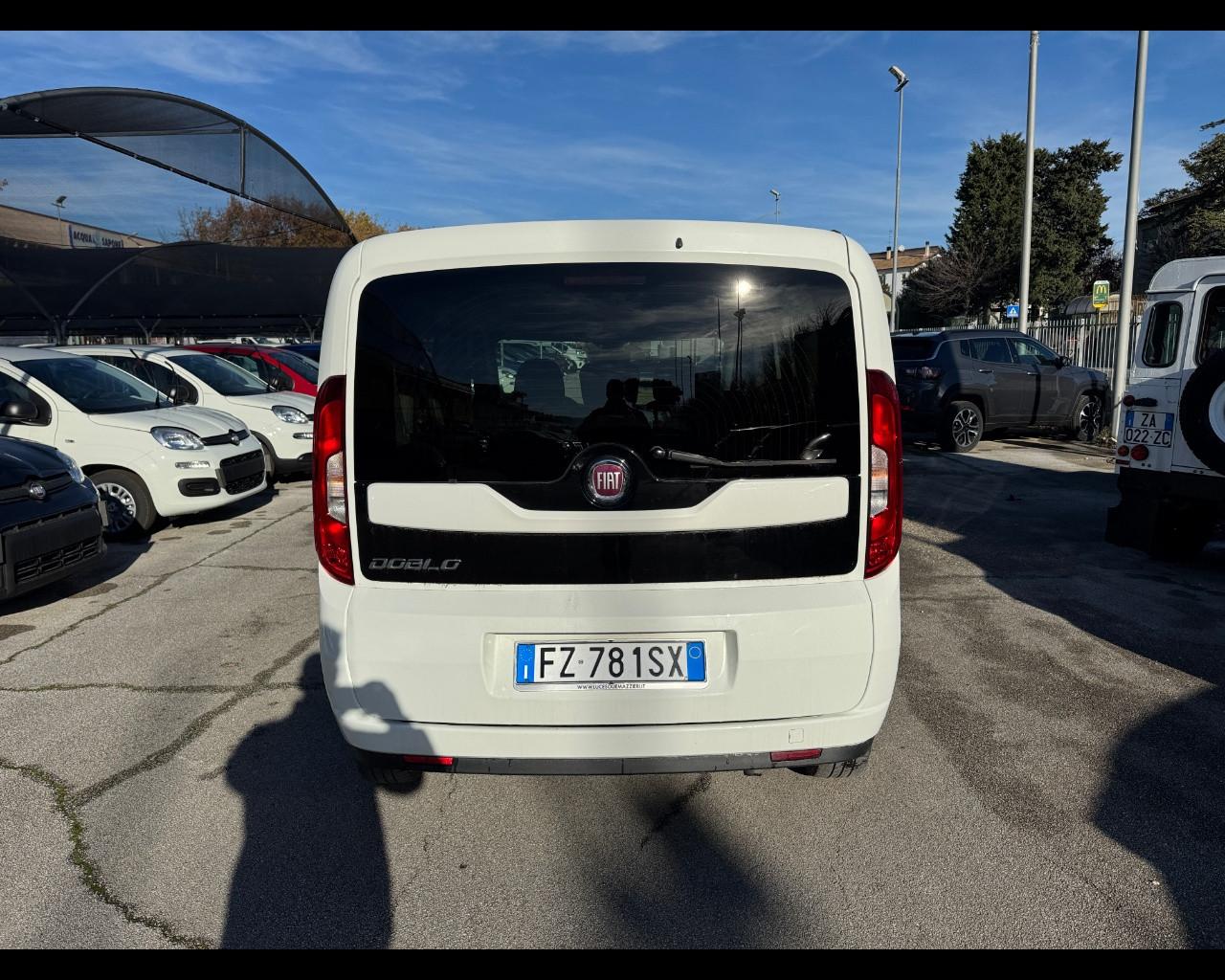 FIAT Doblò 3ª serie - Doblò 1.6 MJT 16V 120CV Lounge