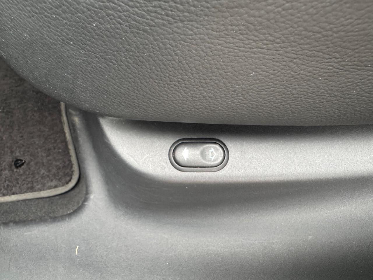 Land Rover Range Velar 2.0D I4 240 CV R-Dynamic S