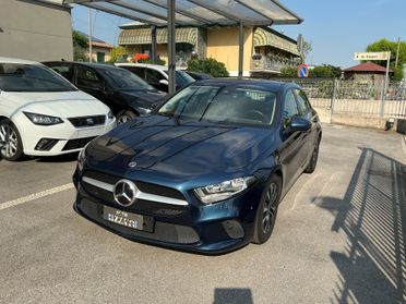 Mercedes-benz A 180 d Business -ok neopatentati