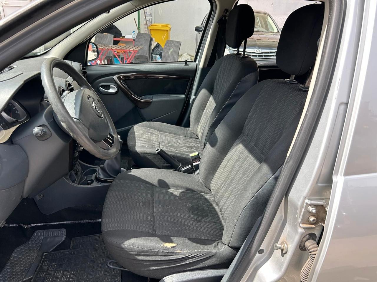 Dacia Duster 1.6cc gpl 12 mesi garanzia-2012