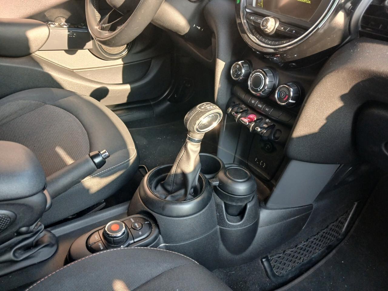 Mini 1.5 Cooper D 5 porte AUTOMATICO