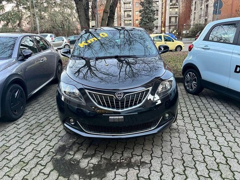 Lancia Ypsilon 1.0 FireFly 5 porte S&S Hybrid Platino