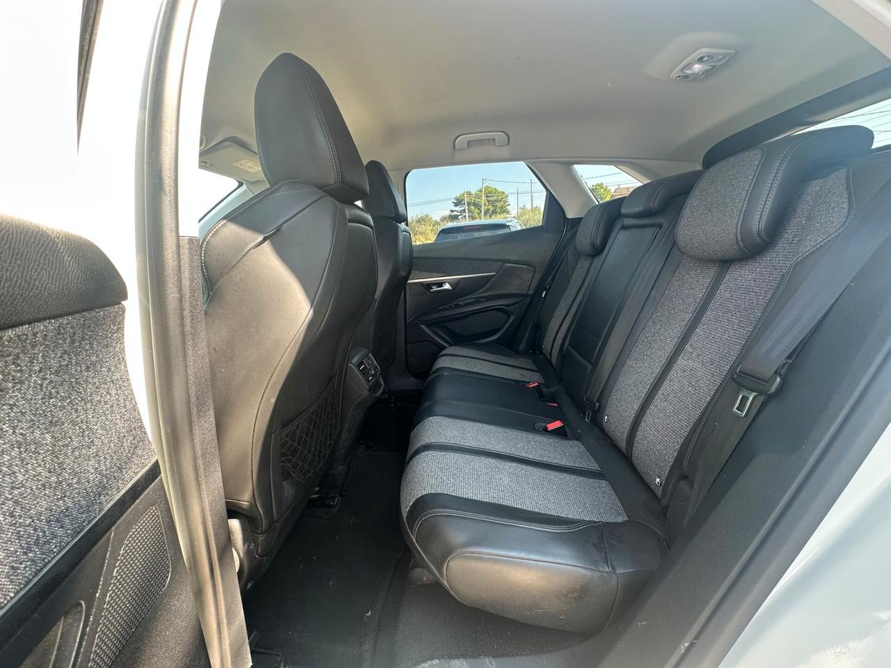 Peugeot 3008 1.5 BlueHDi 130 CV S&S Allure