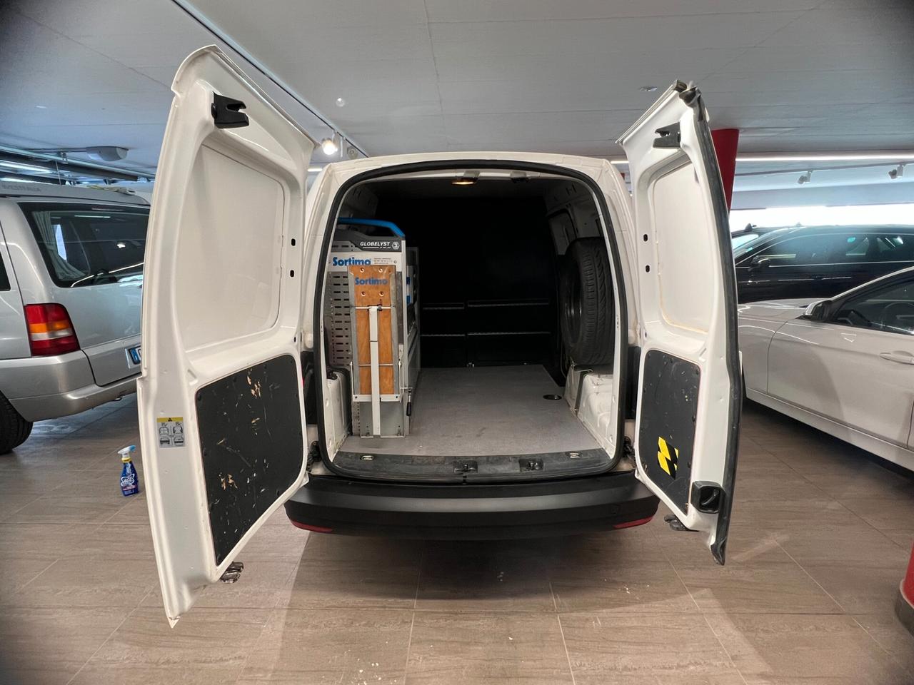 Volkswagen Caddy 2.0 TDI 4×4 122PS EURO6 FÜHRERSCHEINNEULING