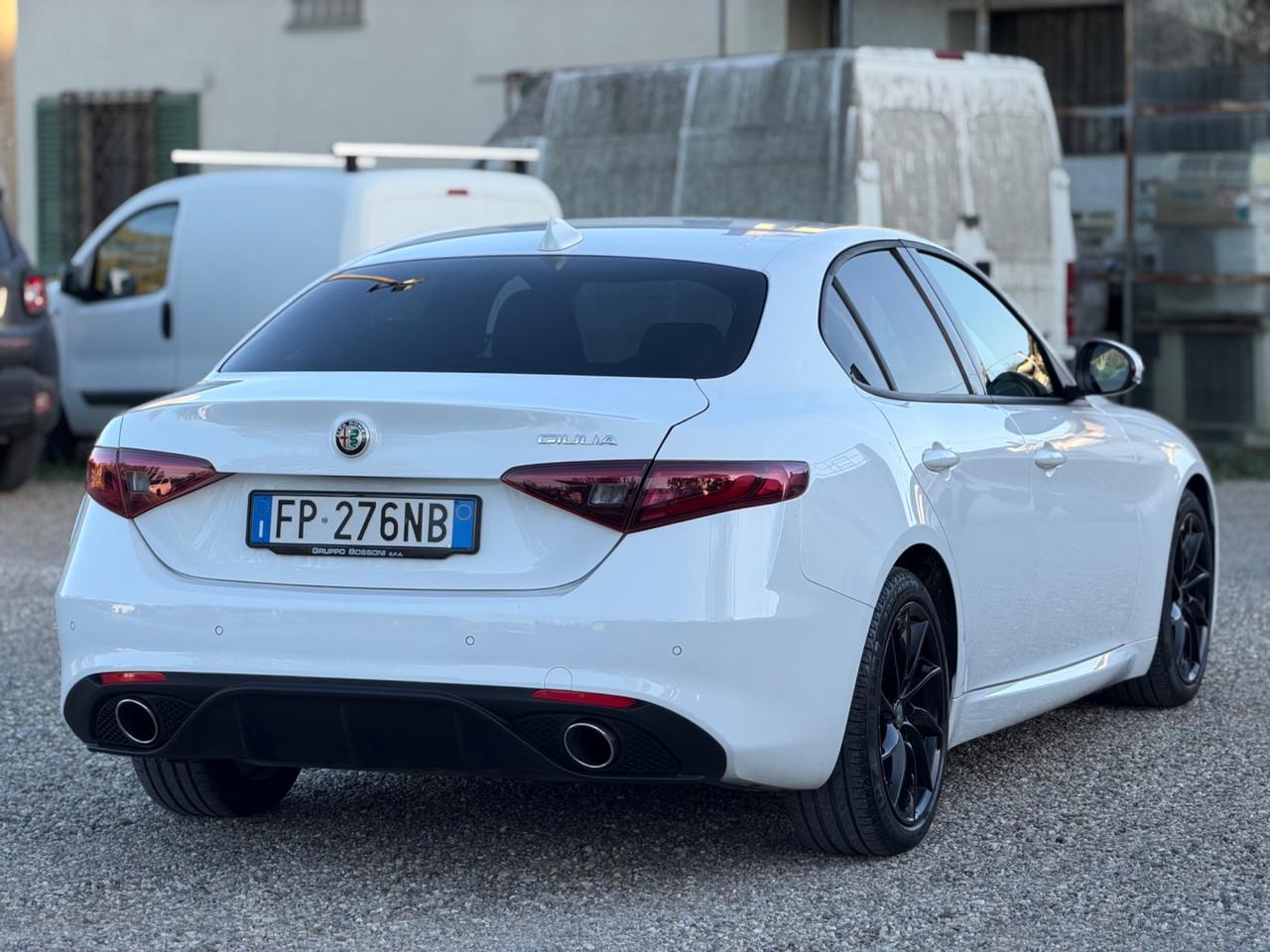 Alfa Romeo Giulia 2.2 Turbodiesel 150 CV AT8 Super