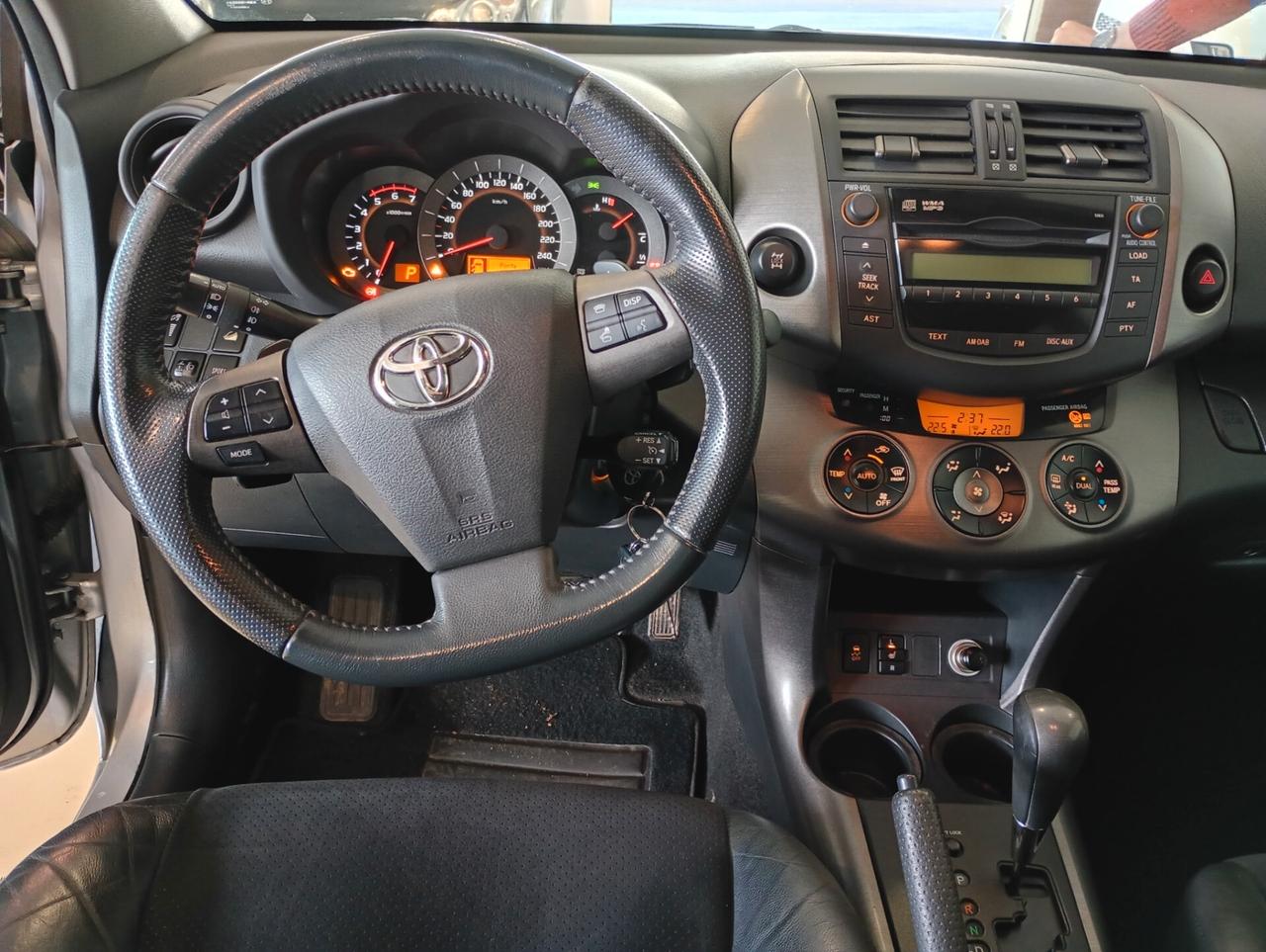 Toyota RAV 4 RAV4 Crossover 2.2 D-Cat A/T 150 CV Executive