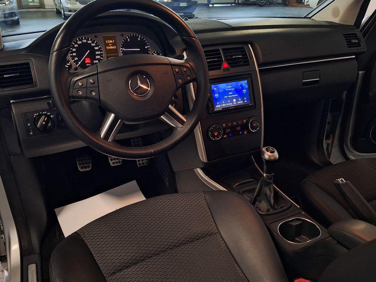 MERCEDES B 180 CDI Premium - GANCIO TRAINO - APPLE - RADIO DAB - X NEO-PATENT