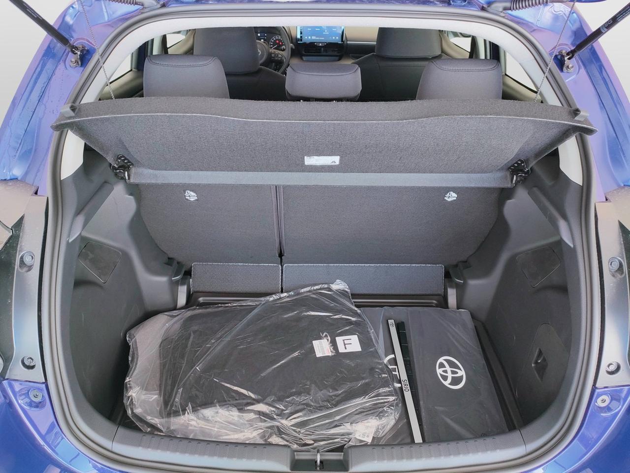 TOYOTA YARIS 1.5H ECVT 5P YARIS MY26