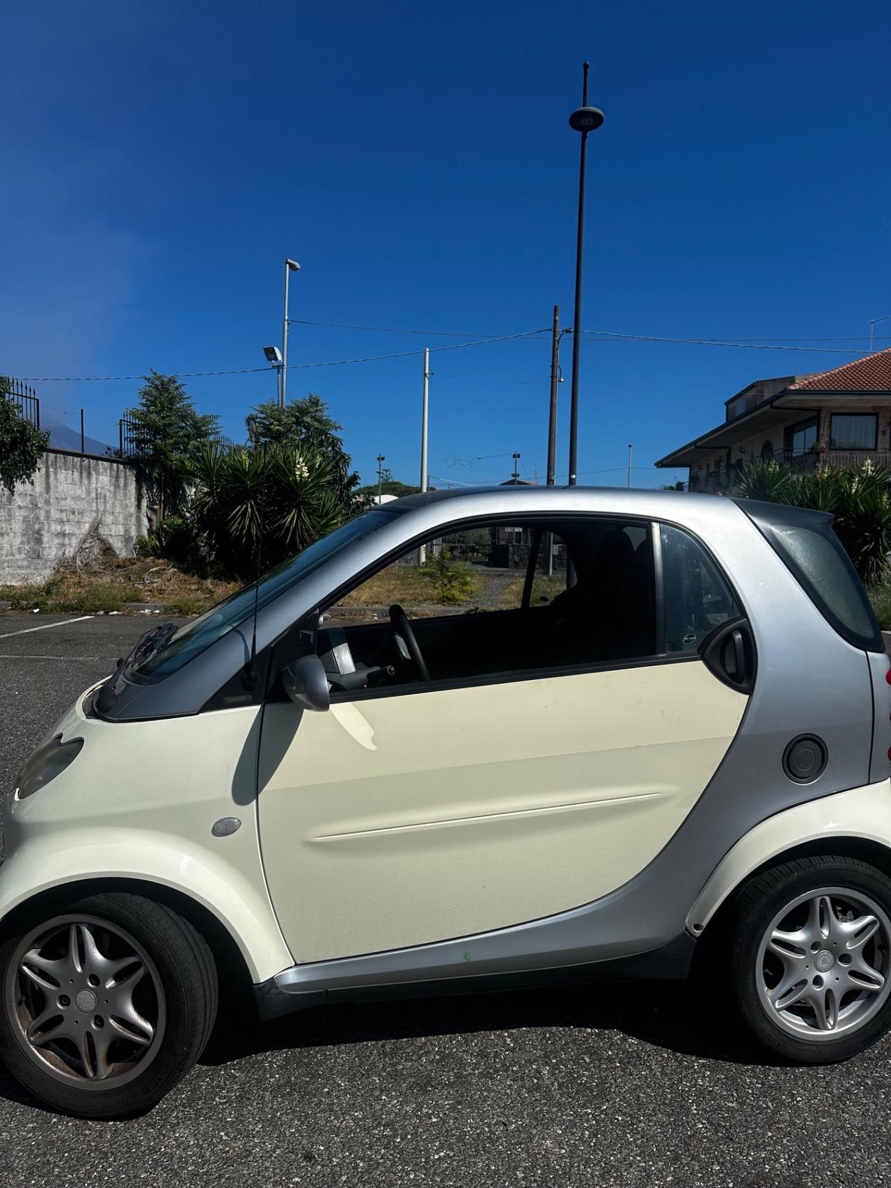 Smart ForTwo 700 coupé pure (45 kW)