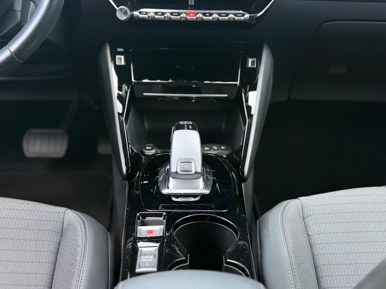 Peugeot 208 PureTech 100 Allure AUTOMATIC