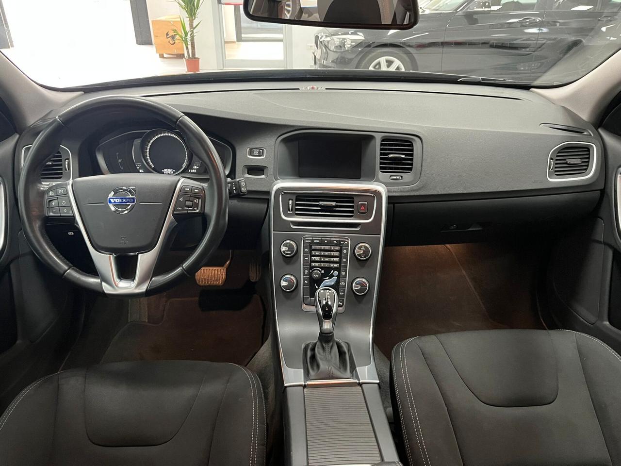 Volvo V60 2.0 d geartronic